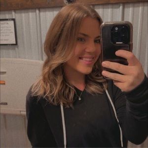 Meet your Posher, Marisa